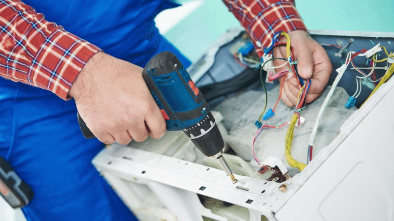 Gölmarmara Grundig Grundig çamaşır makinesi kart tamiri – Su almama arızası orijinal parça ile giderildi. - Teknik servis örneği